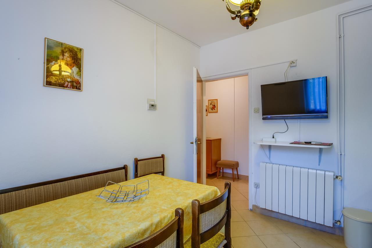 Apartments Beba Mali Lošinj Esterno foto